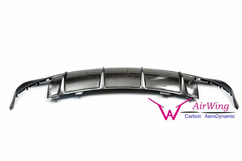 W117 - CLA45 facelif style Carbon Rear Diffuser 07